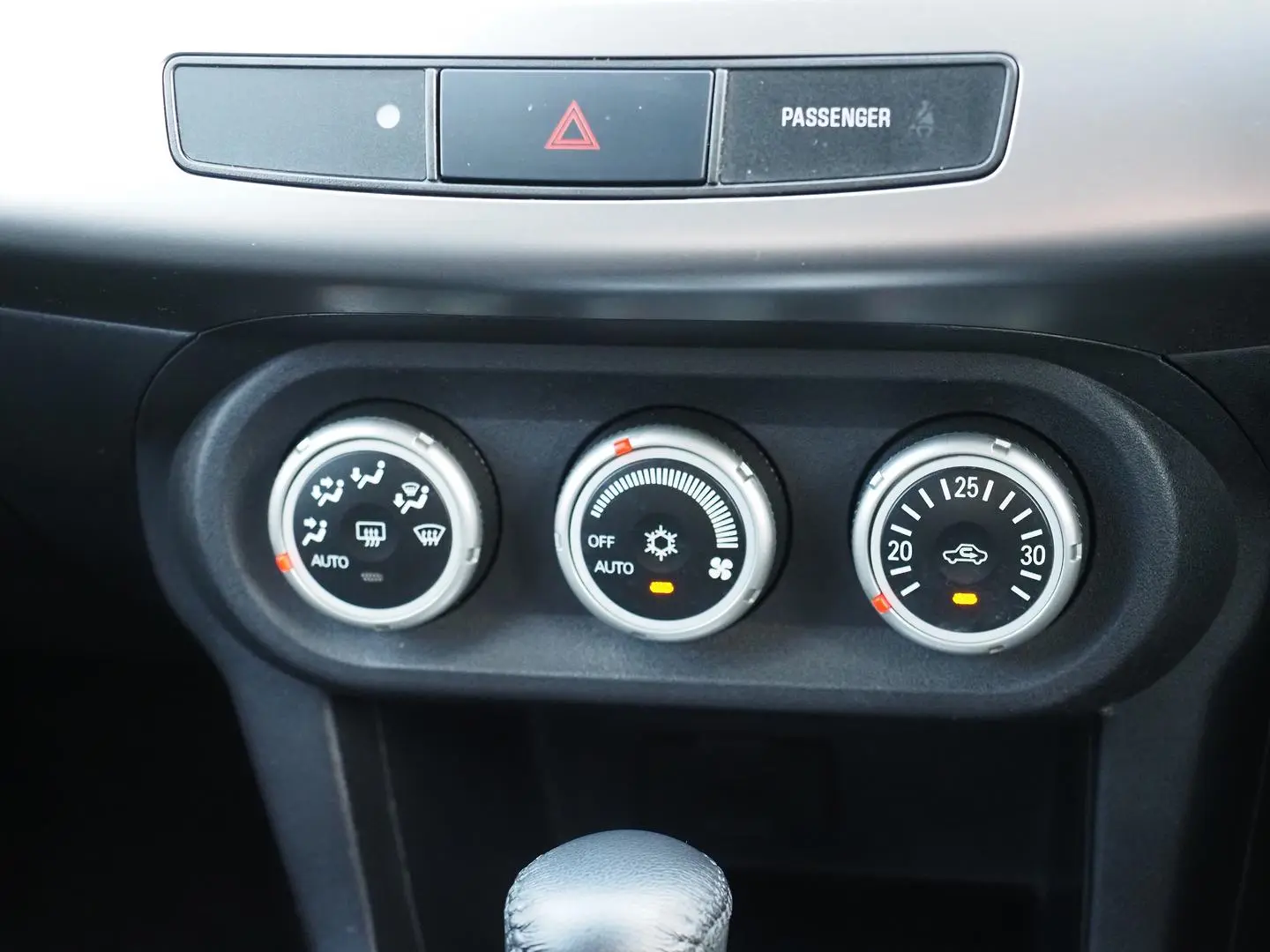 2009 Mitsubishi Lancer Gallery Image 20