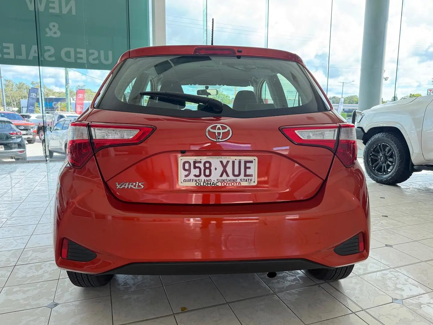2017 Toyota Yaris Gallery Image 8