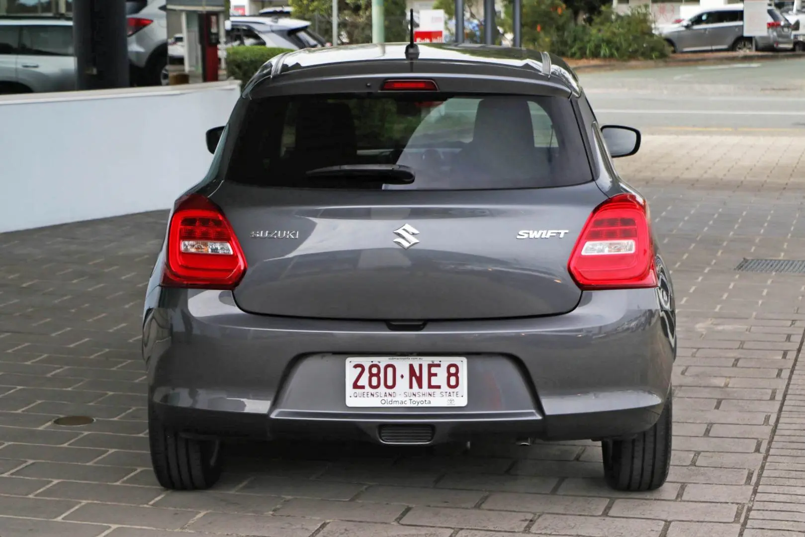 2022 Suzuki Swift Gallery Image 4