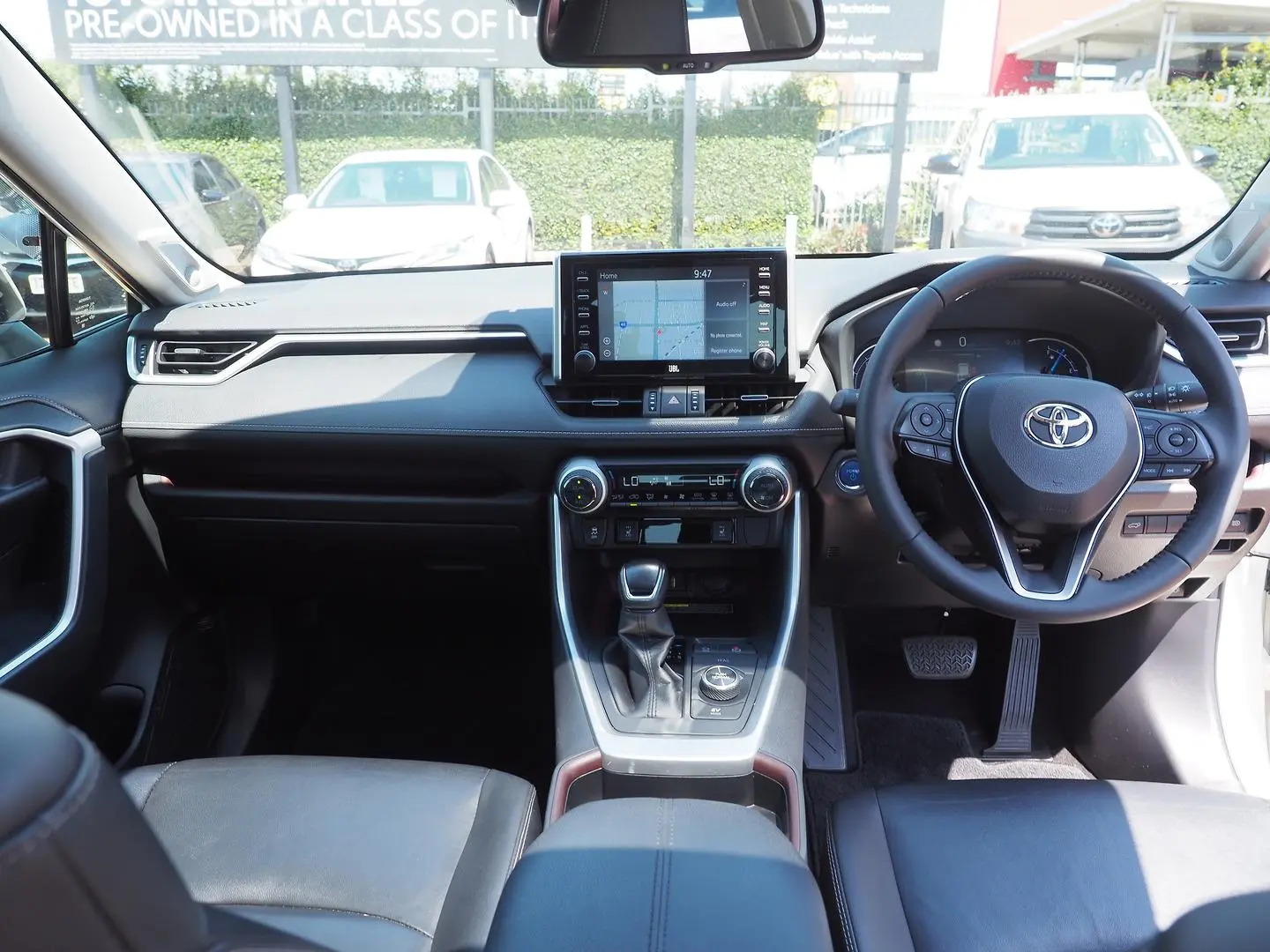 2019 Toyota RAV4 Image 24