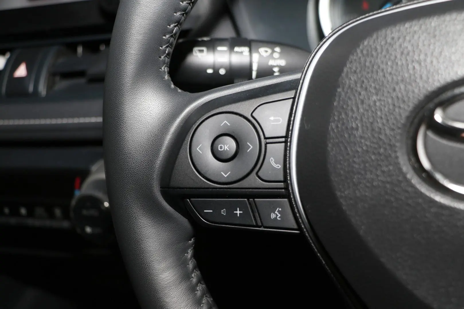2023 Toyota RAV4 Gallery Image 15