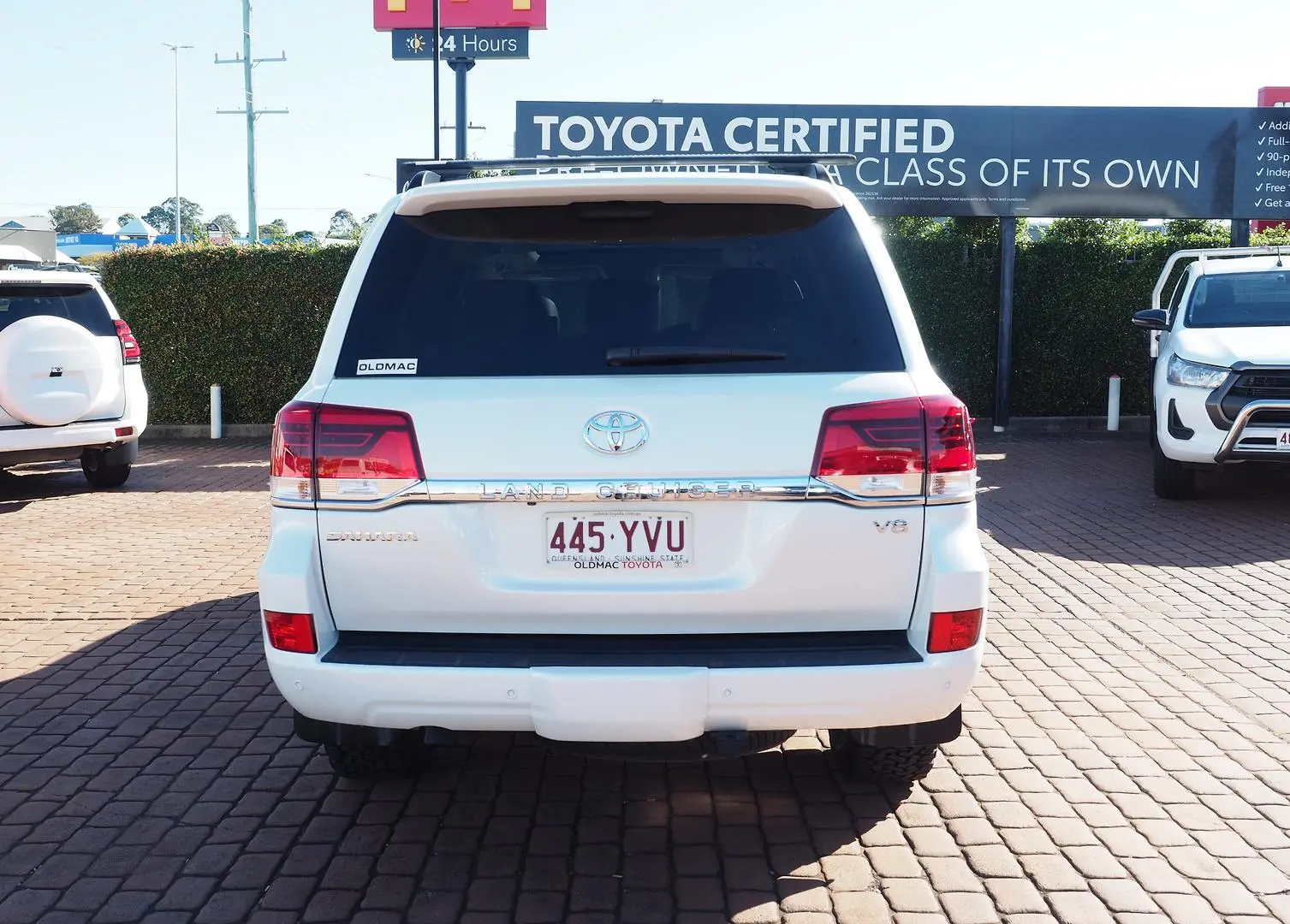 2019 Toyota Landcruiser Gallery Image 8
