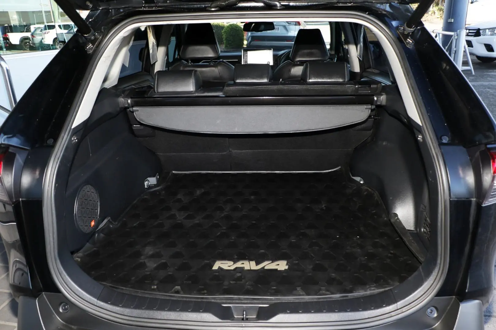 2021 Toyota RAV4 Gallery Image 24