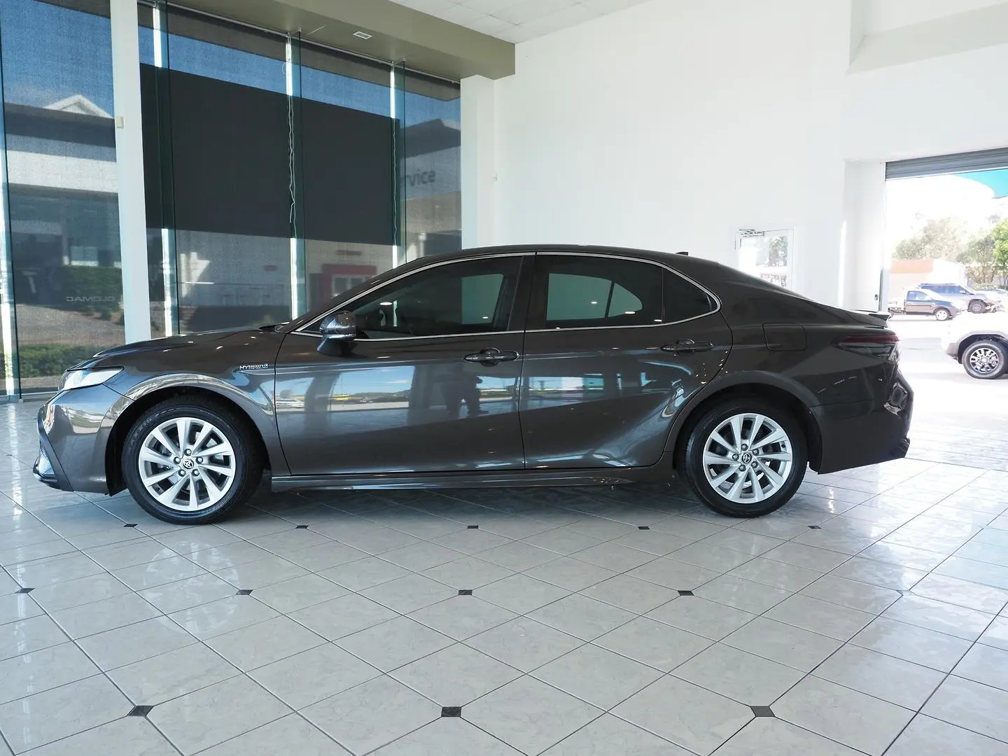 2021 Toyota Camry Gallery Image 11