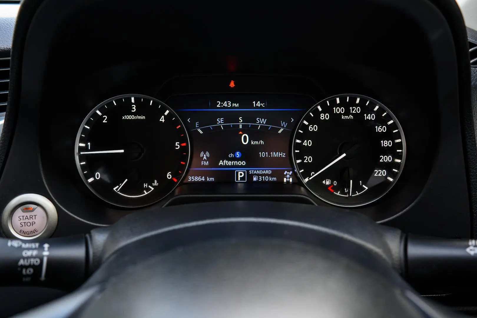 2022 Nissan Navara Gallery Image 22