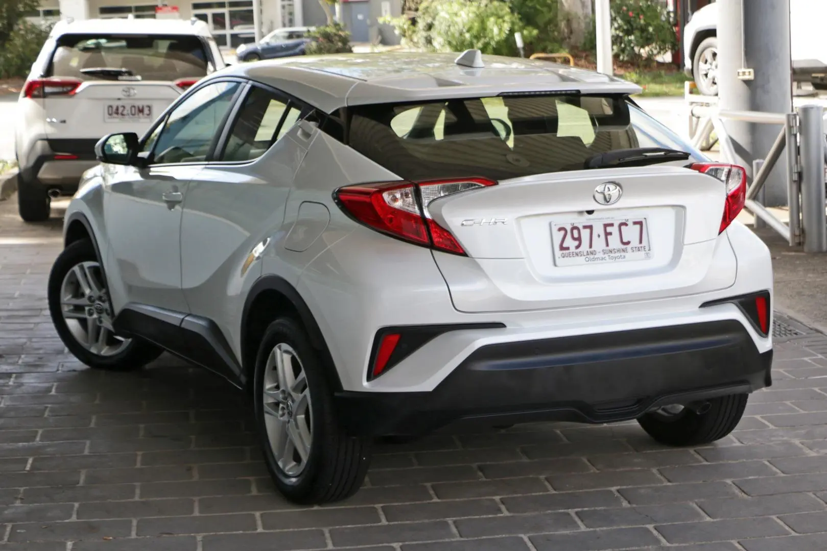 2022 Toyota C-HR Gallery Image 2