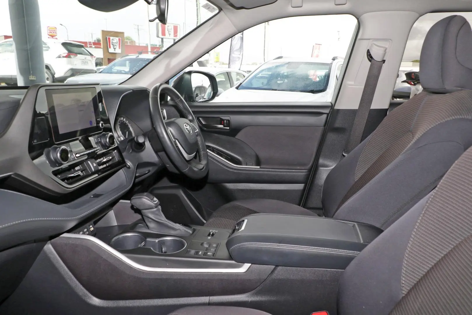 2024 Toyota Kluger Gallery Image 8