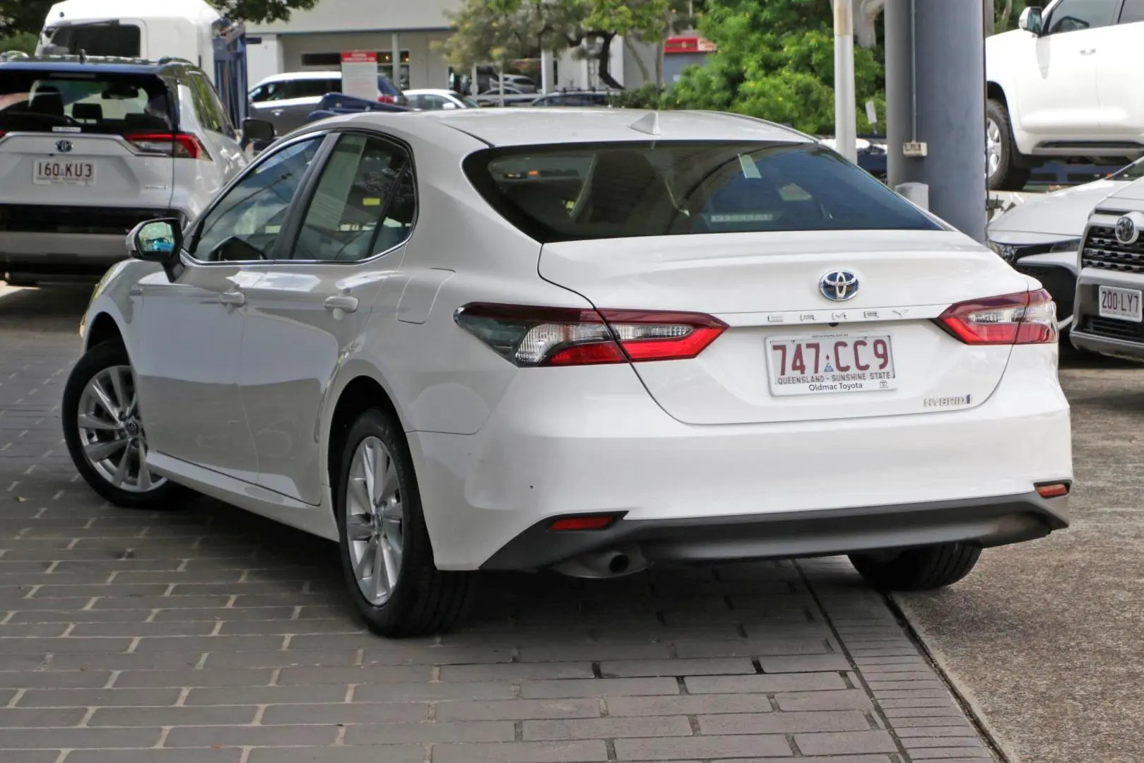 2021 Toyota Camry Gallery Image 2