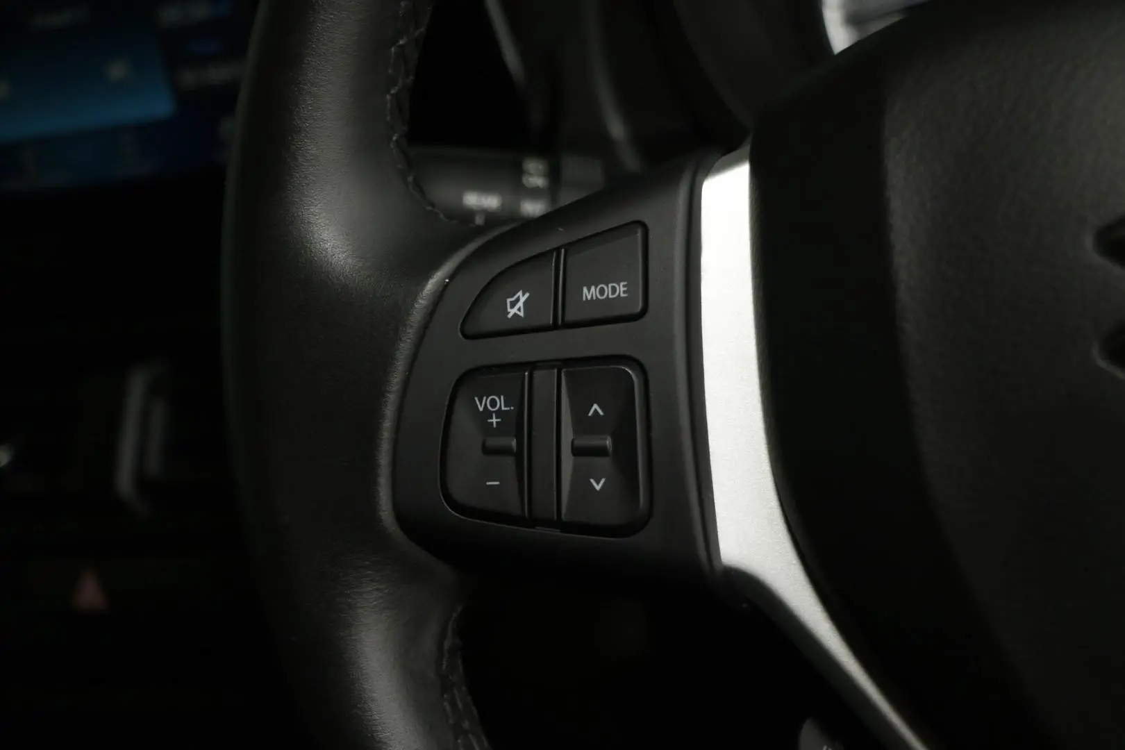 2023 Suzuki S-Cross Gallery Image 15