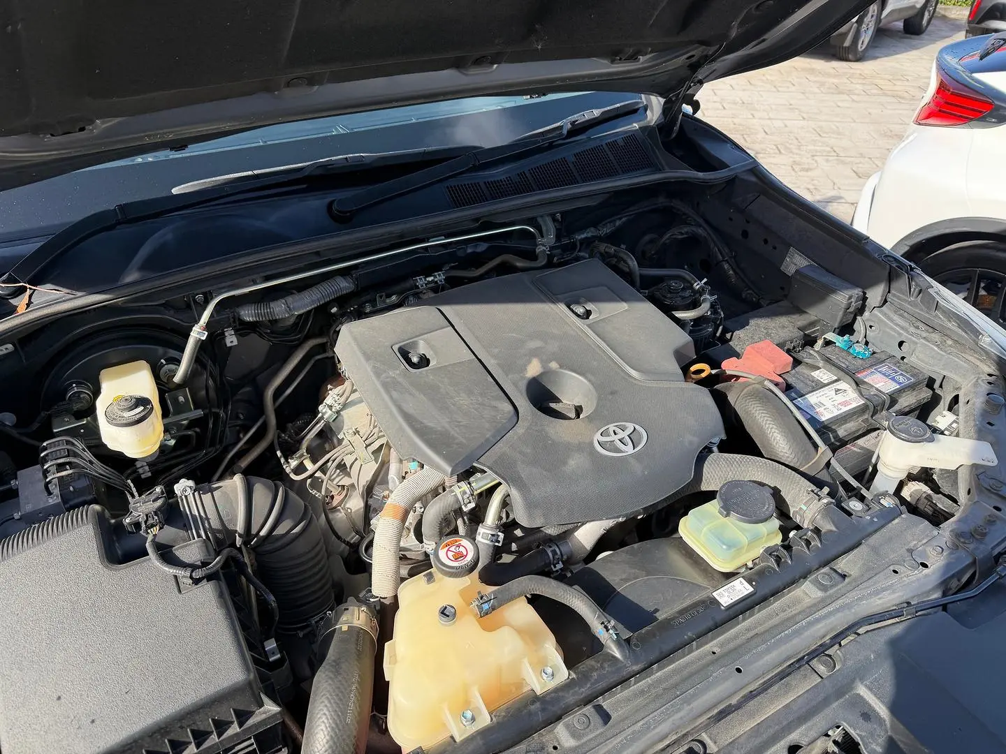 2021 Toyota Hilux Gallery Image 5