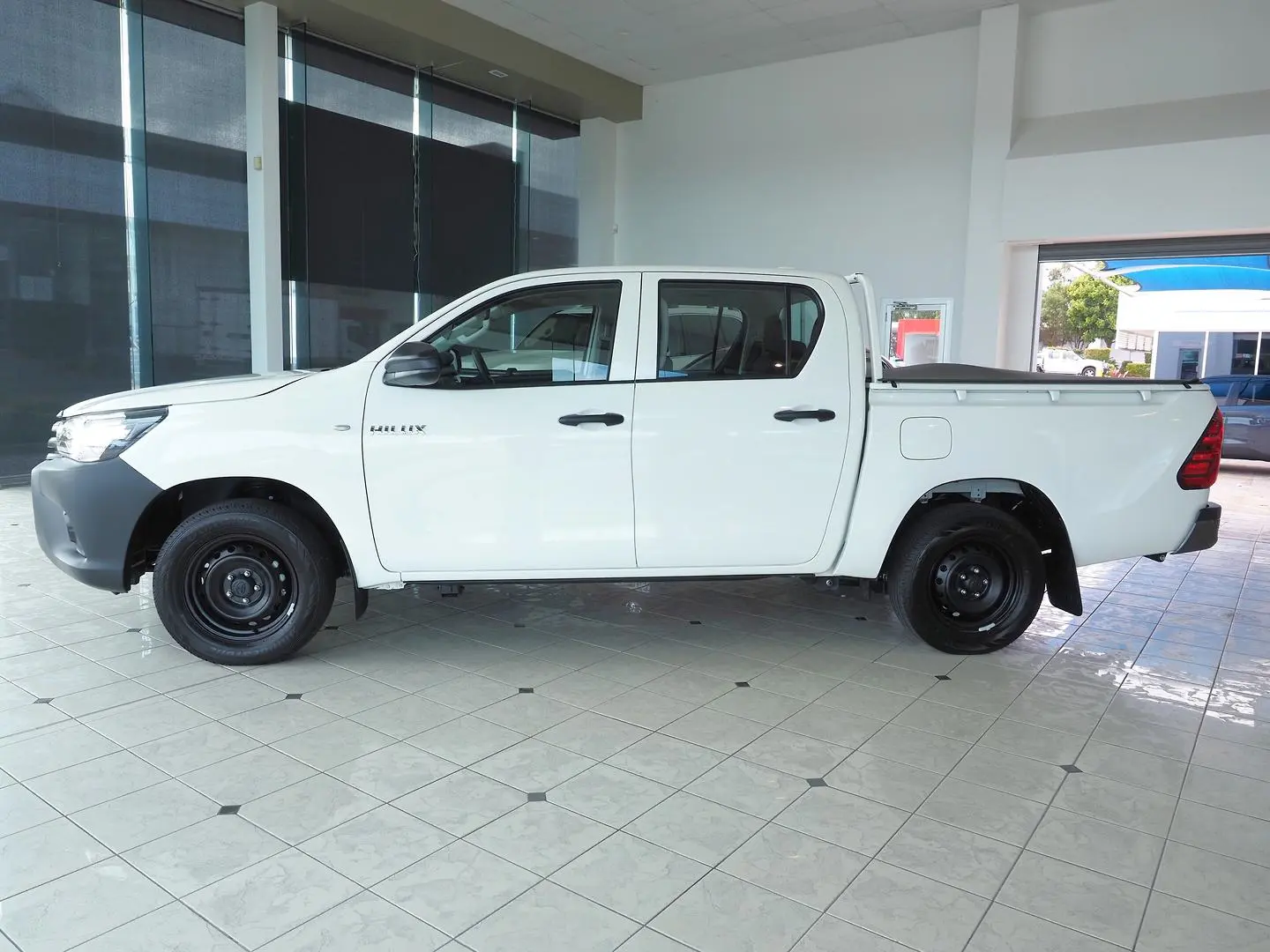 2026 Toyota Hilux Gallery Image 9
