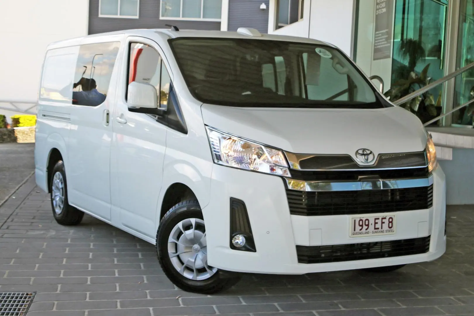 2022 Toyota Hiace Image