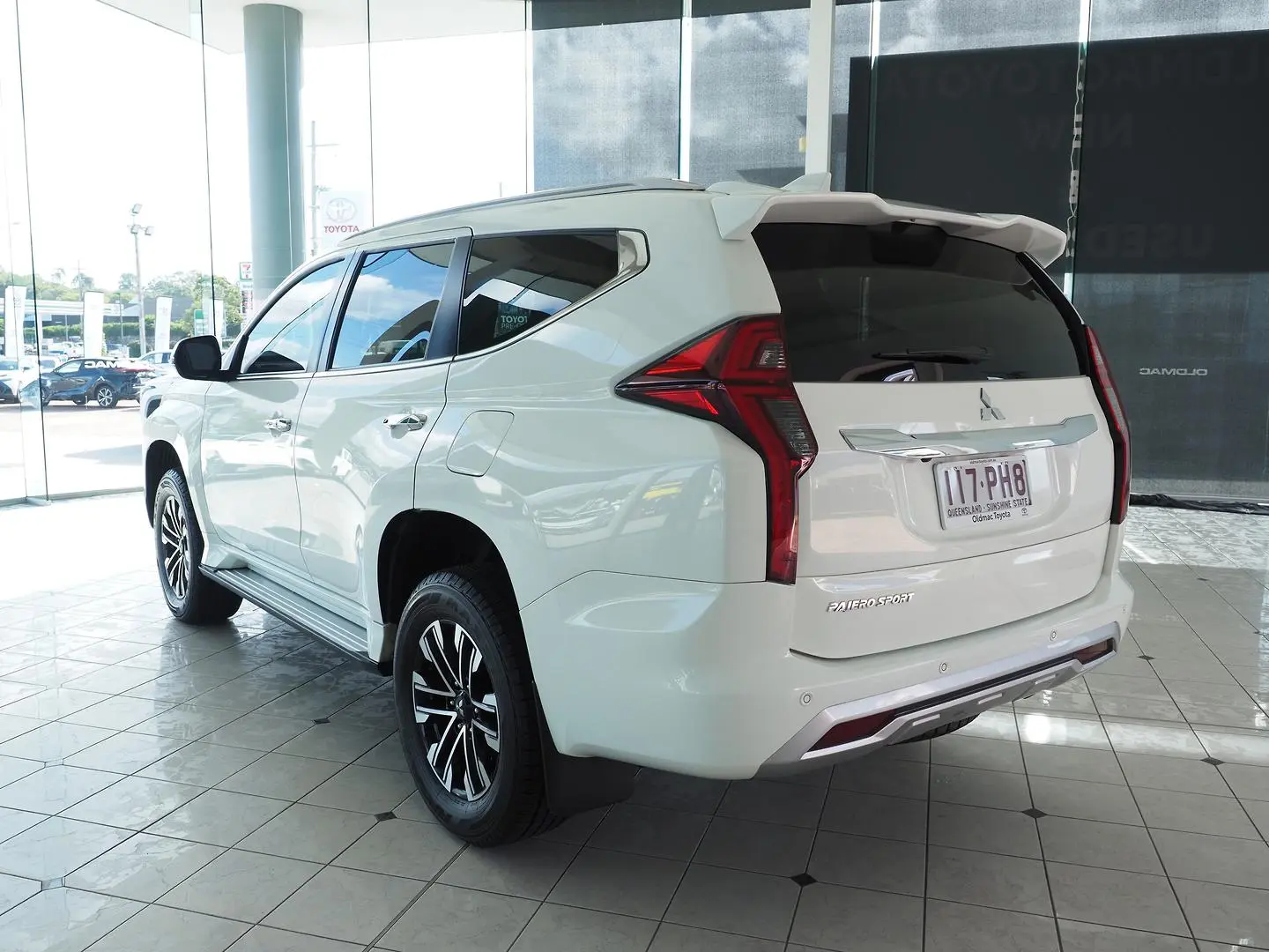 2022 Mitsubishi Pajero Sport Gallery Image 9