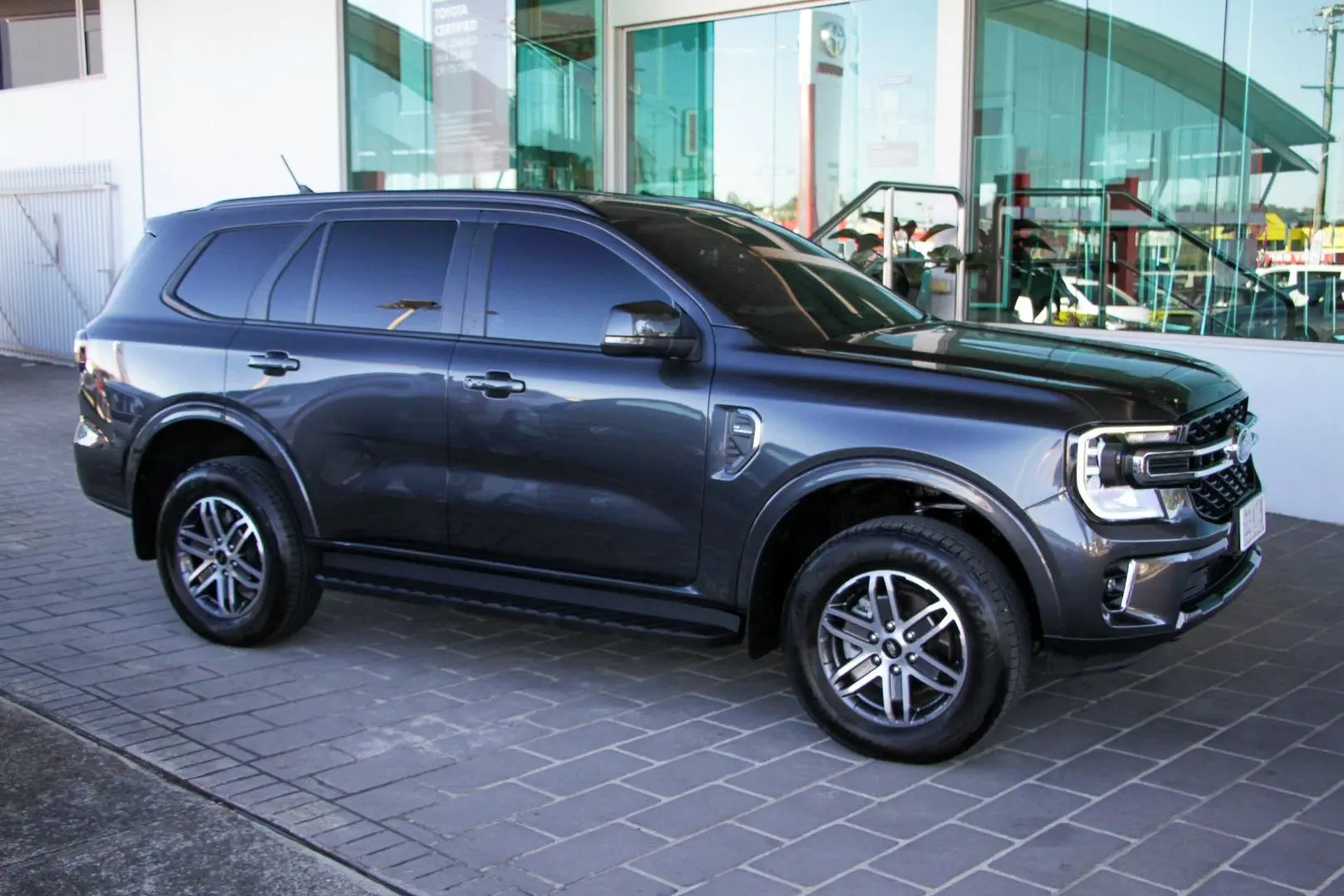 2024 Ford Everest Gallery Image 5
