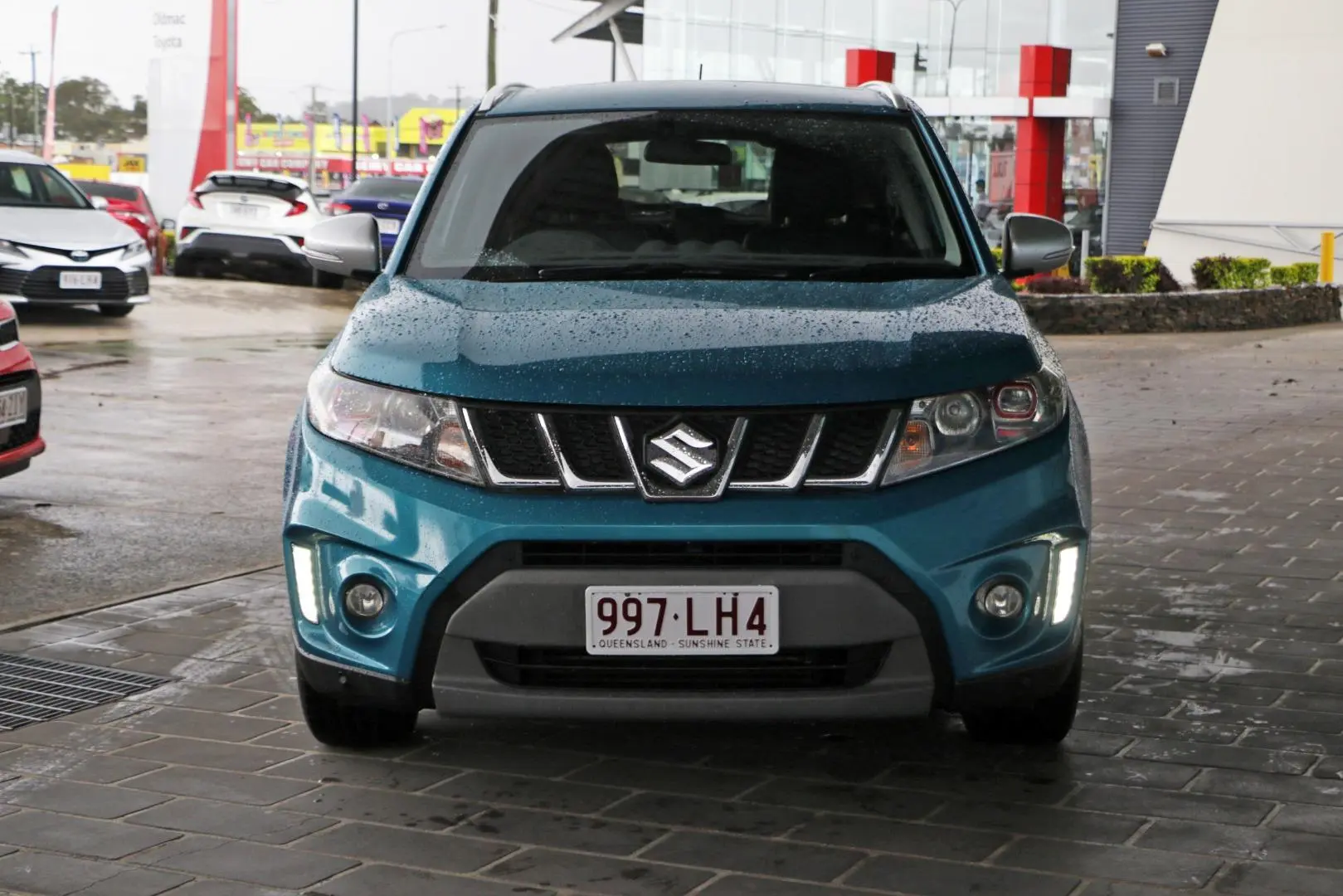 2017 Suzuki Vitara Image 3