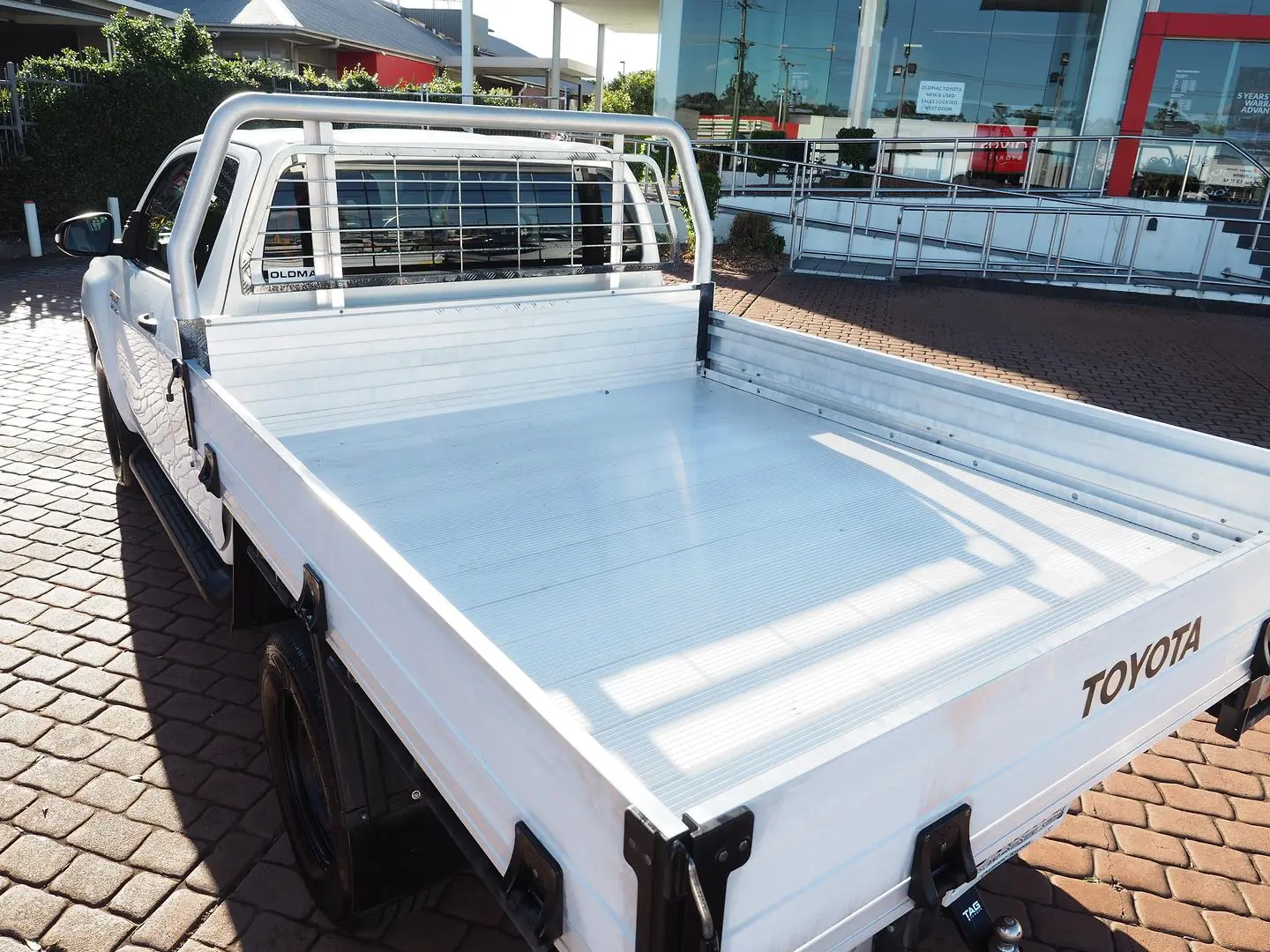 2020 Toyota Hilux Gallery Image 8