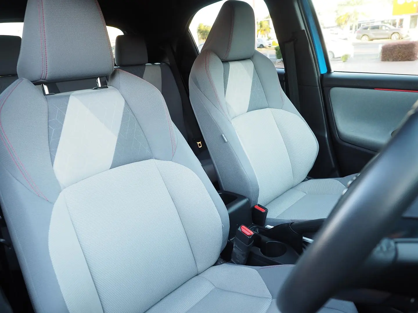 2021 Toyota Yaris Gallery Image 21