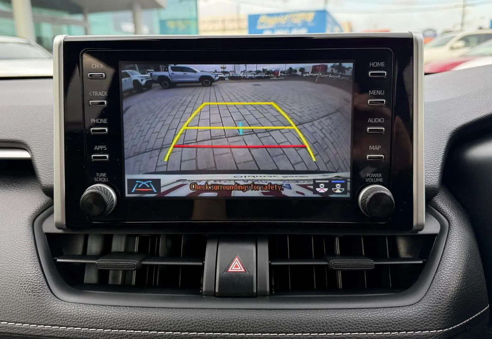 2020 Toyota RAV4 Gallery Image 14