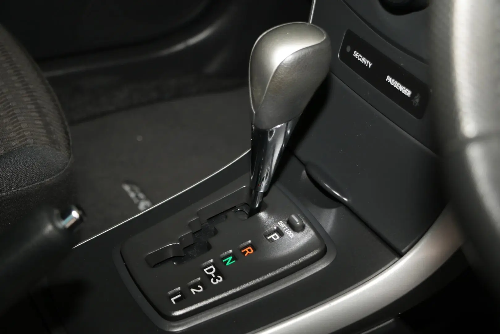 2013 Toyota Corolla Gallery Image 14