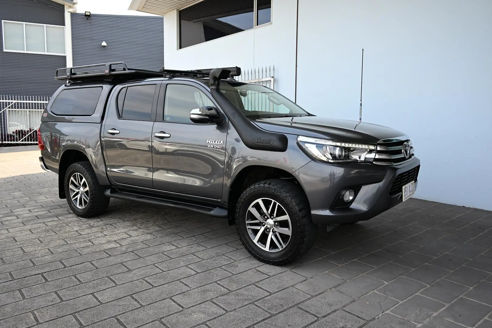 2017 Toyota Hilux Gallery Image 3