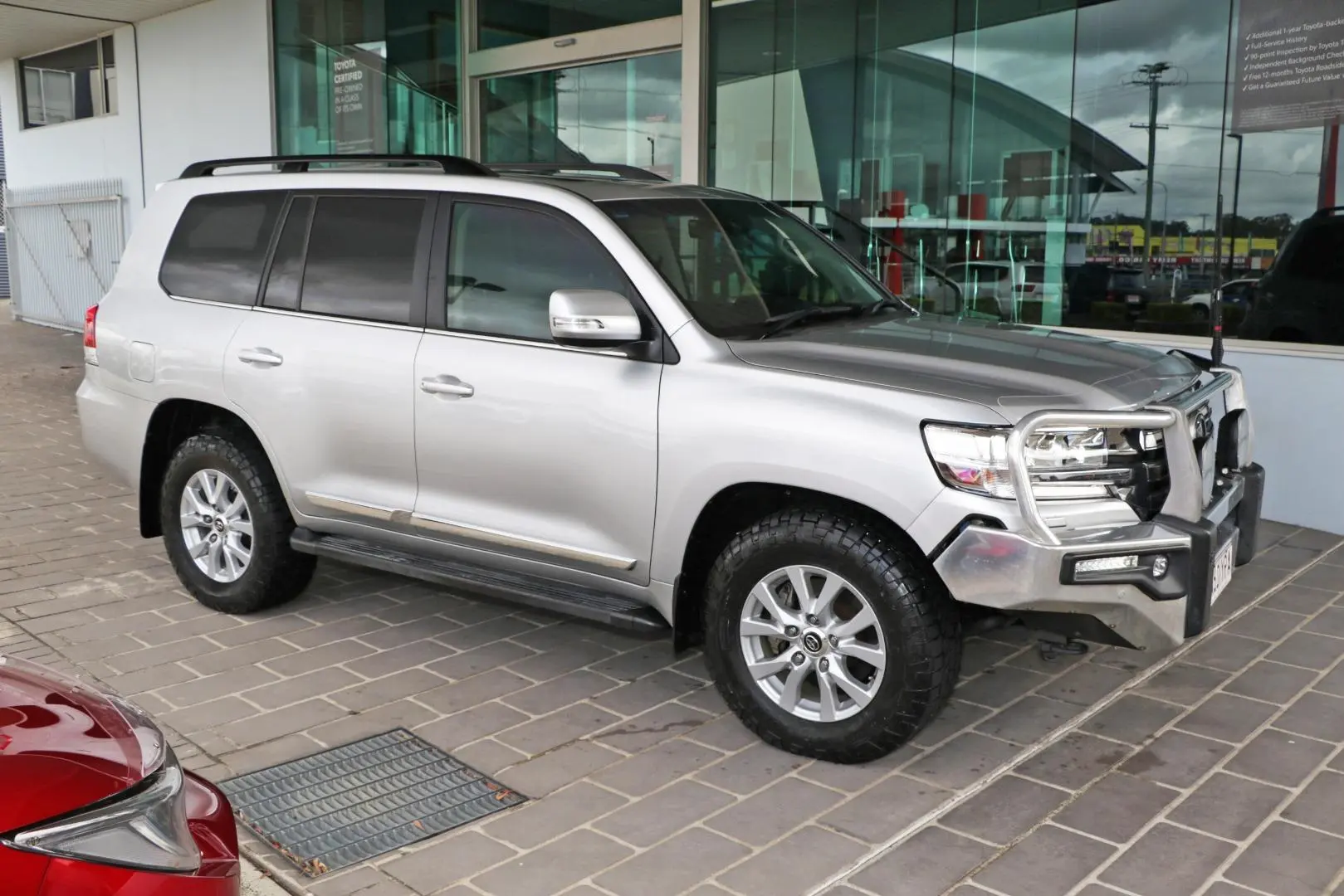 2018 Toyota Landcruiser Gallery Image 5