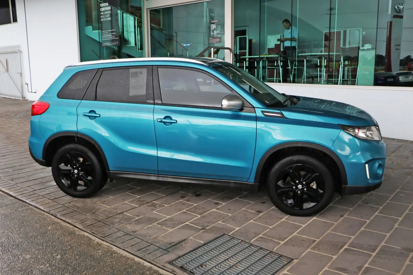 2017 Suzuki Vitara Image 5