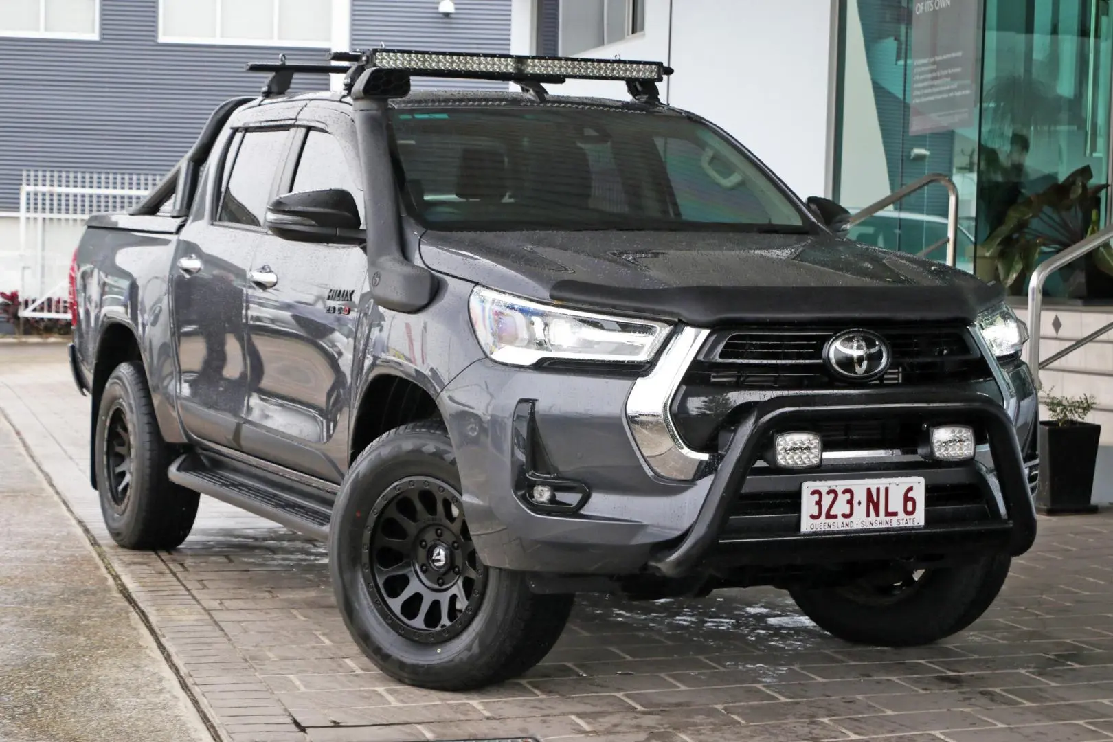 2021 Toyota Hilux Gallery Image 1