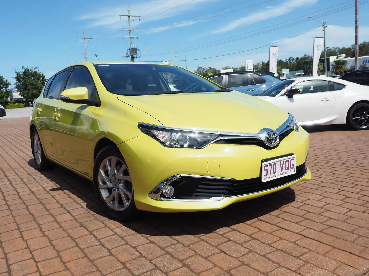 2015 Toyota Corolla Gallery Image 1