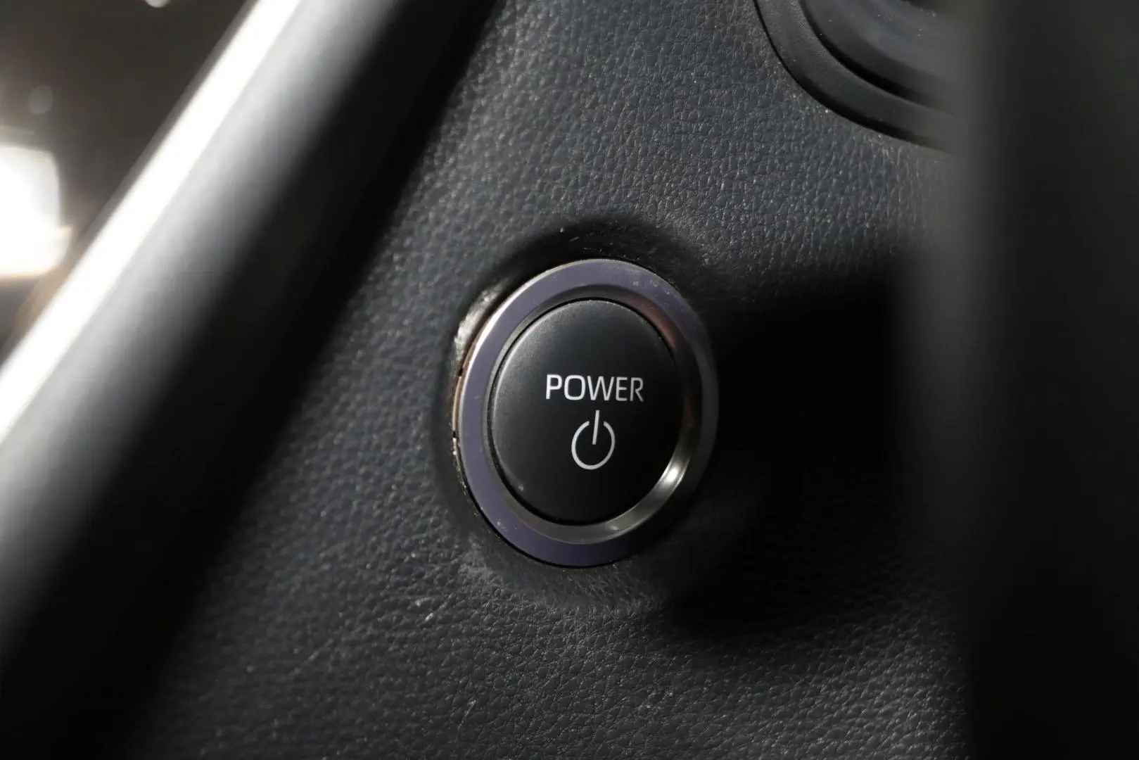 2025 Toyota Corolla Gallery Image 18