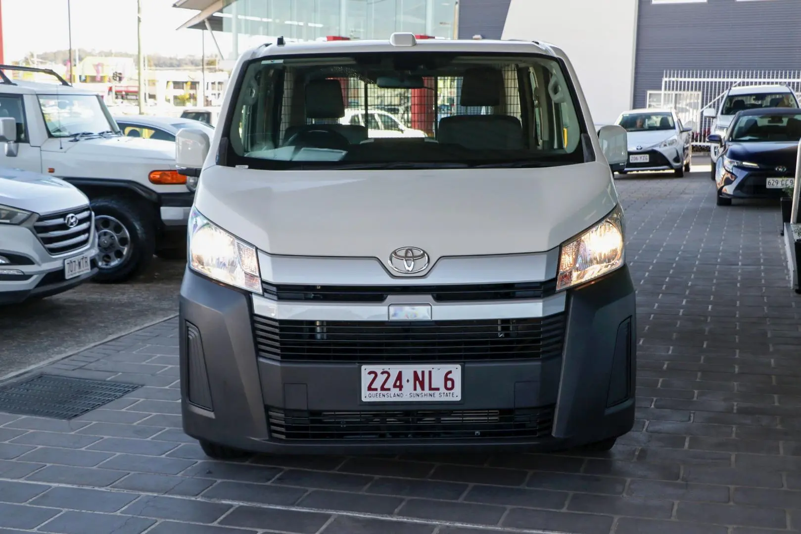 2022 Toyota Hiace Gallery Image 3