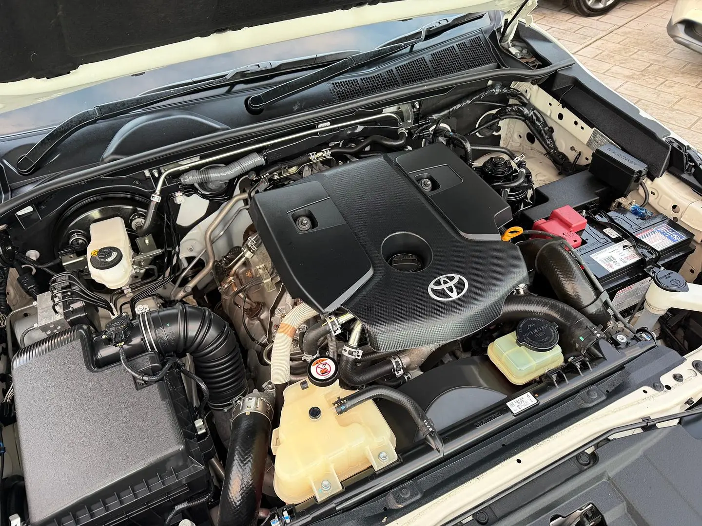 2022 Toyota Hilux Gallery Image 5