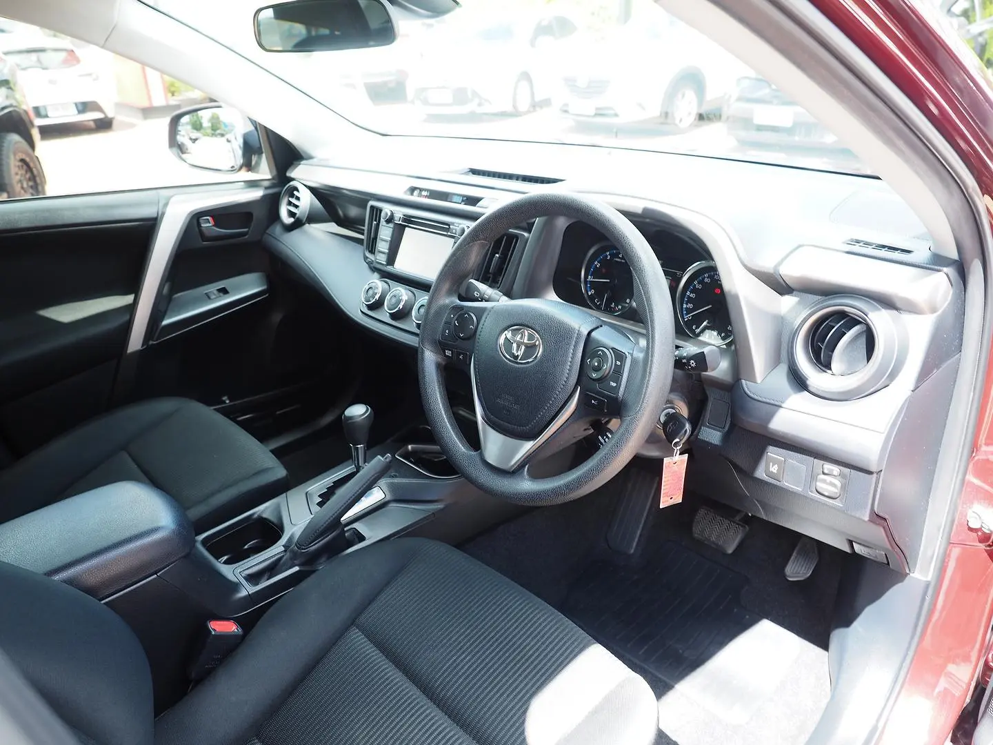 2016 Toyota Rav4 Gallery Image 25