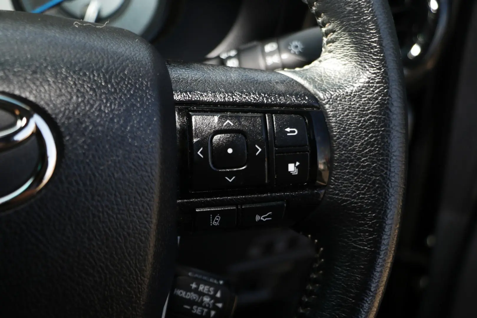 2024 Toyota Hilux Gallery Image 19