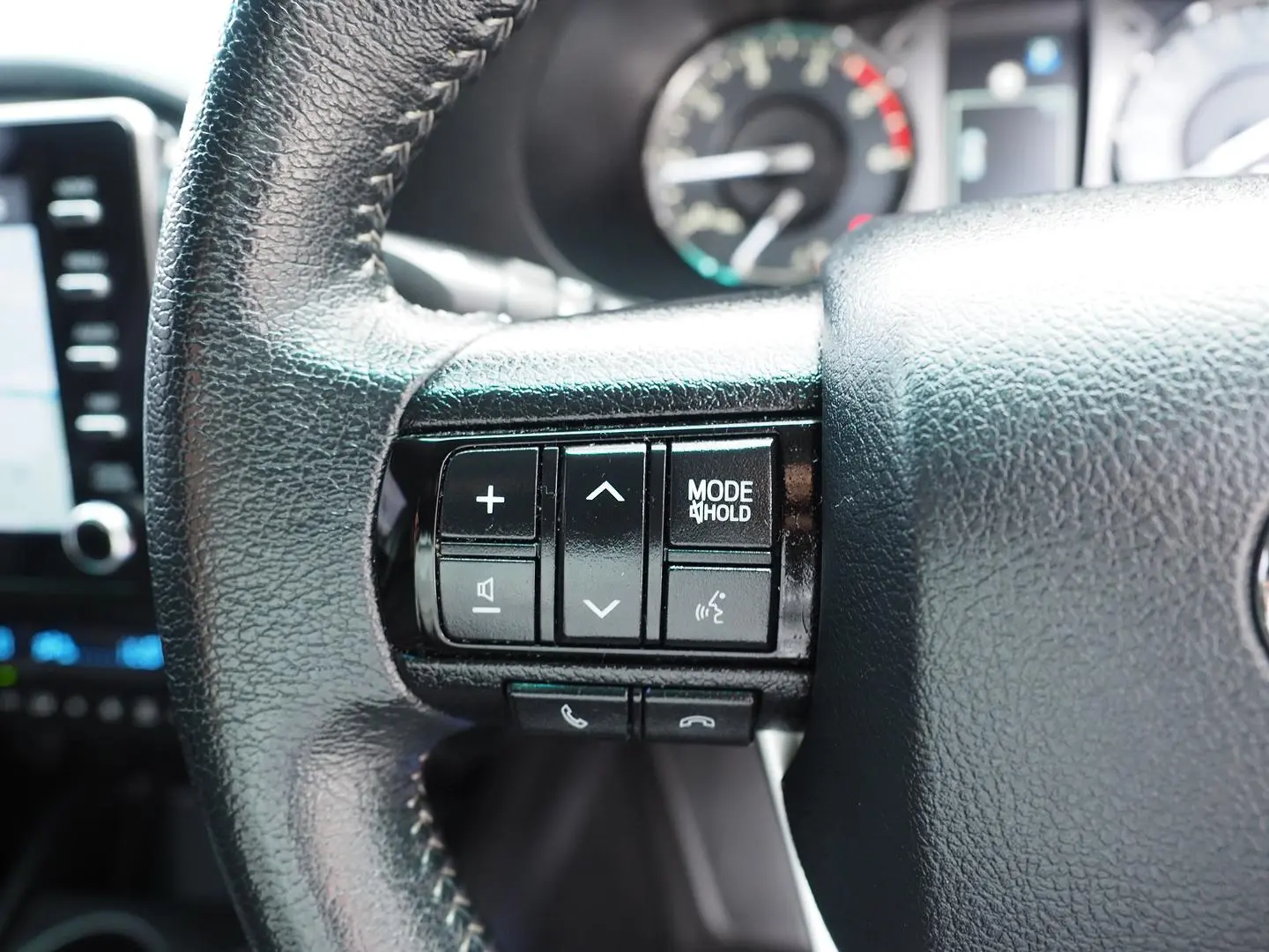 2022 Toyota Hilux Gallery Image 21