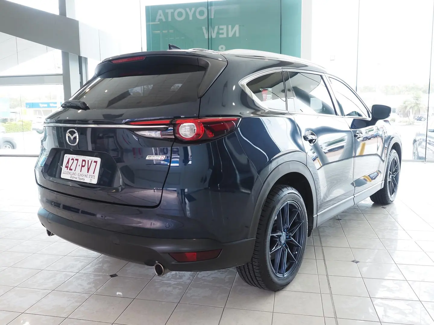 2019 Mazda CX-8 Gallery Image 2