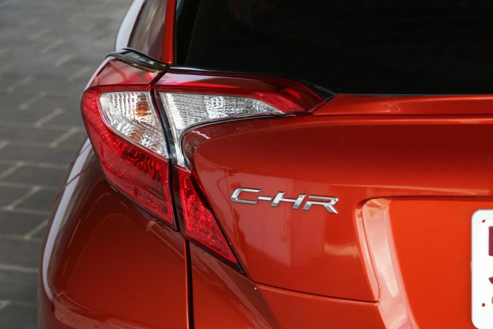 2020 Toyota C-Hr Gallery Image 19