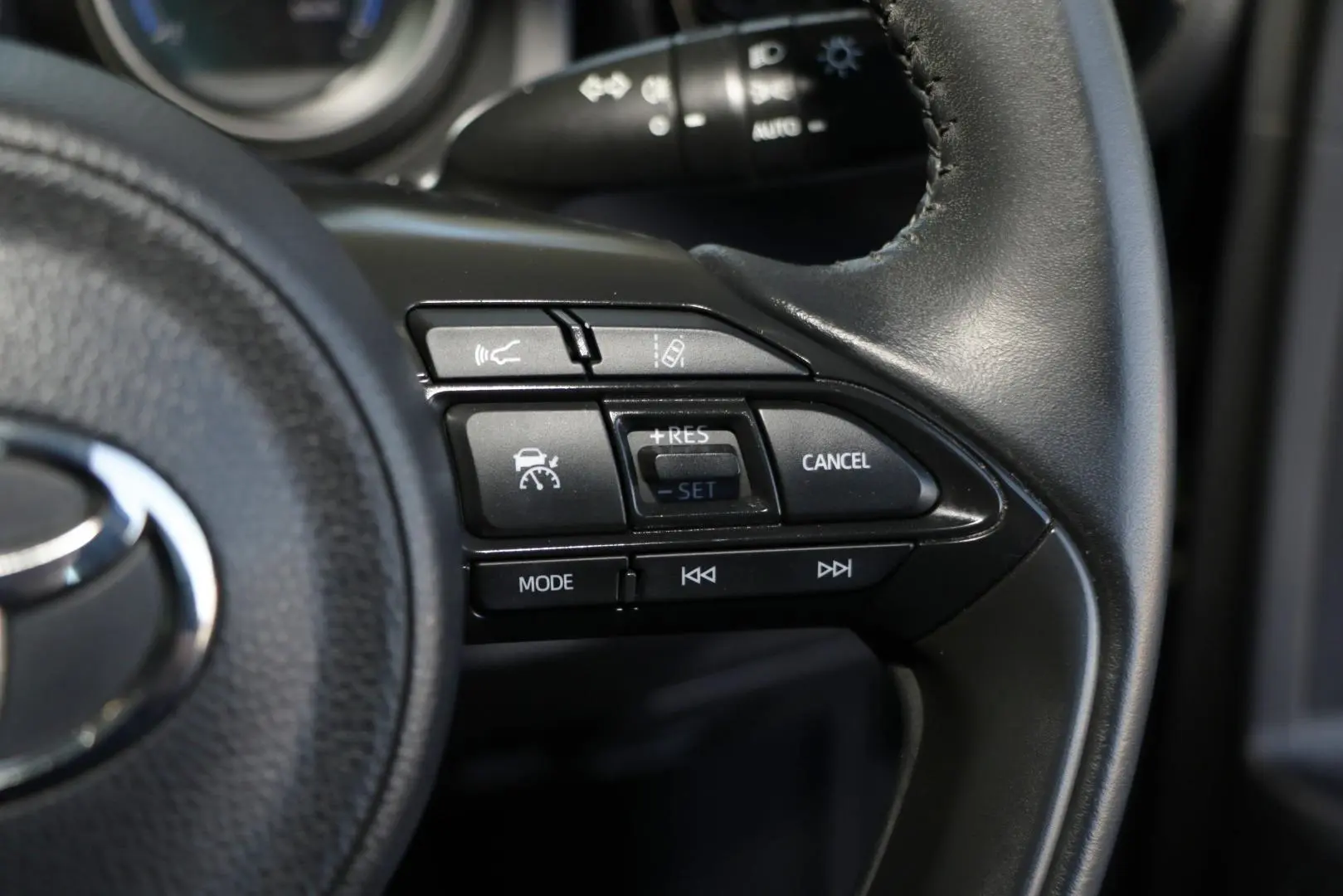 2023 Toyota Yaris Cross Gallery Image 16