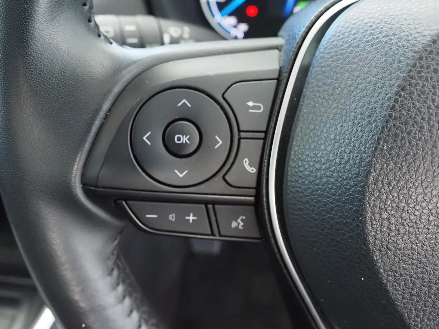 2024 Toyota RAV4 Gallery Image 20