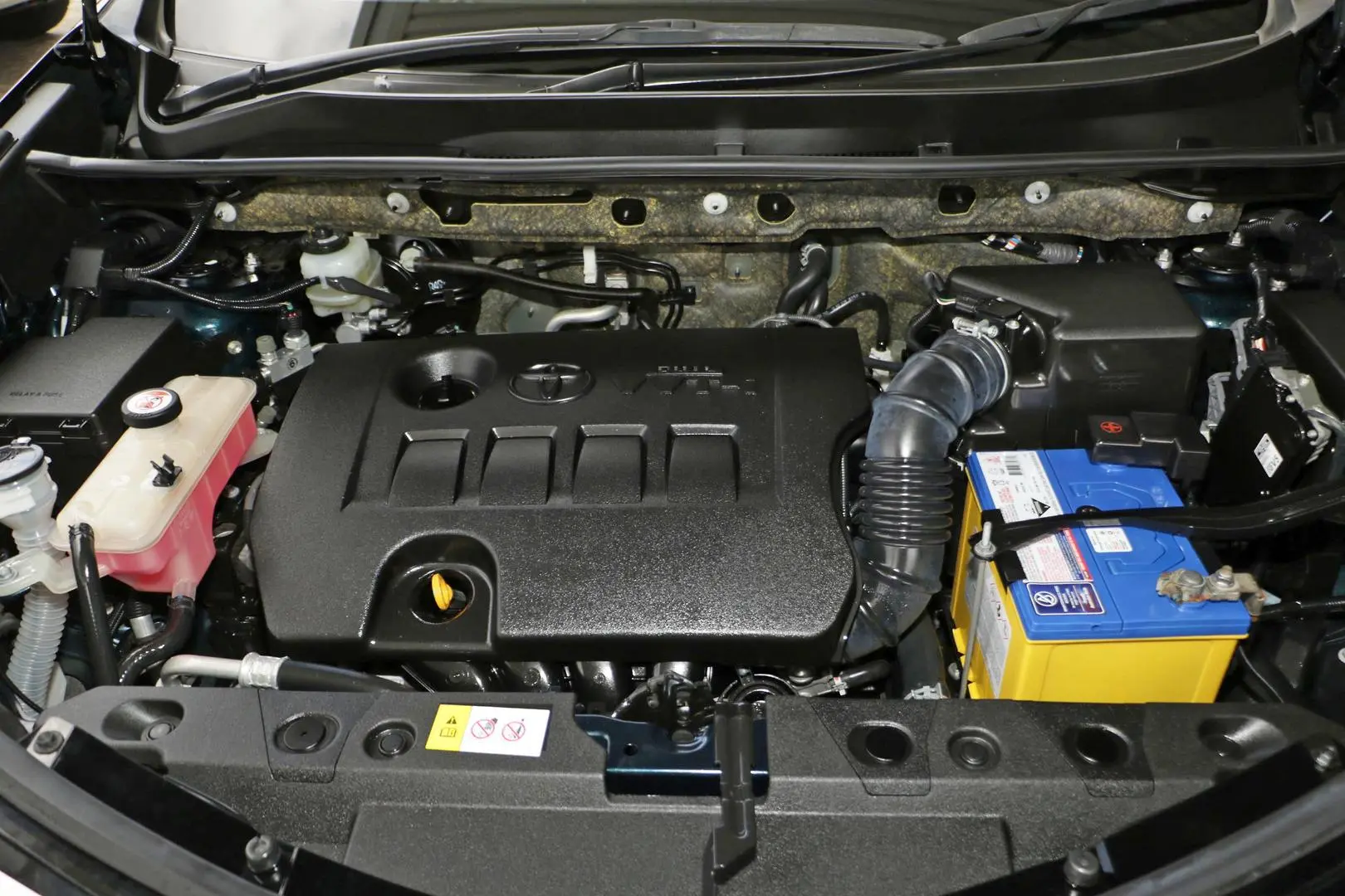 2017 Toyota RAV4 Gallery Image 20