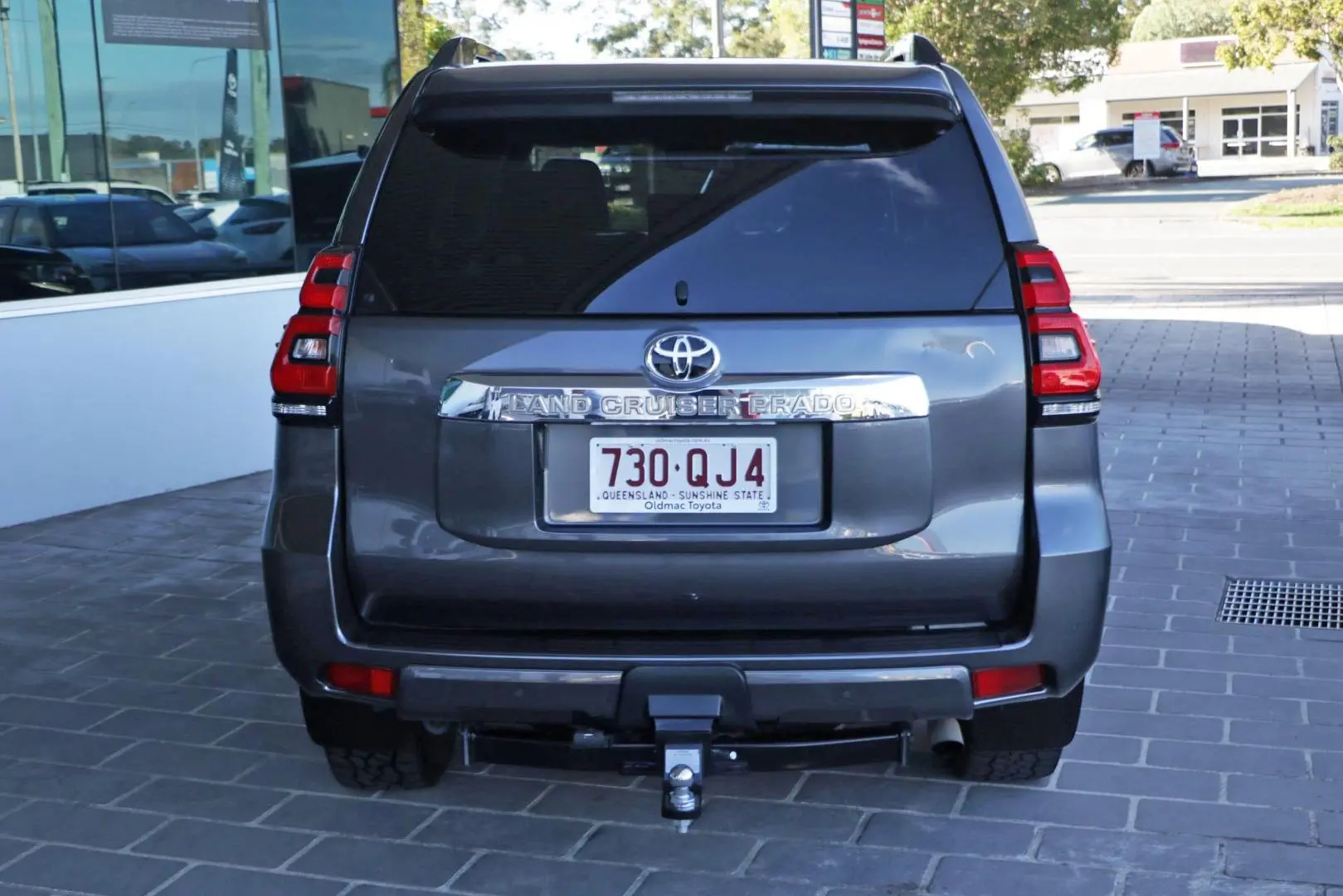 2022 Toyota Landcruiser Prado Gallery Image 4