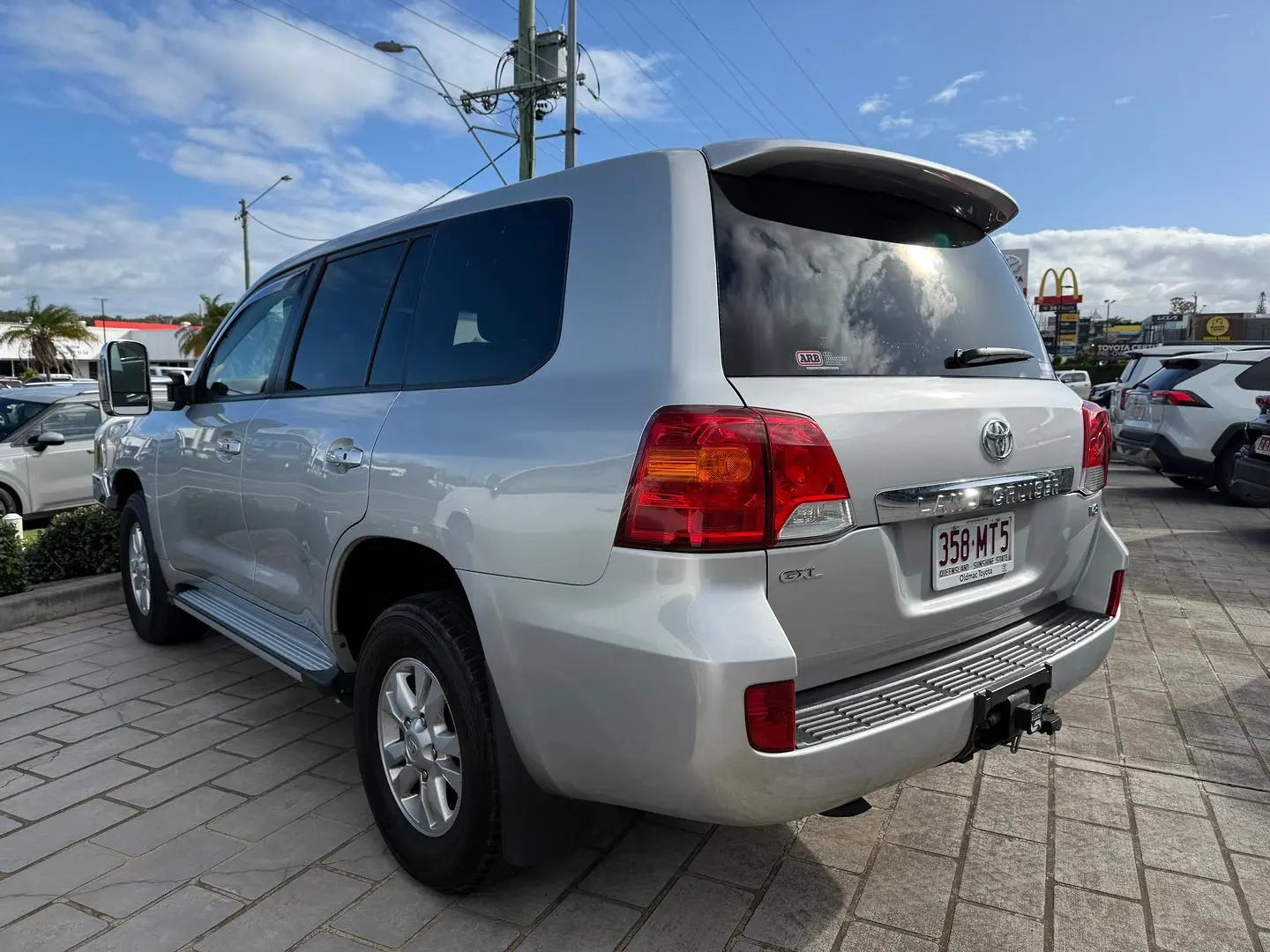 2015 Toyota Landcruiser Gallery Image 6