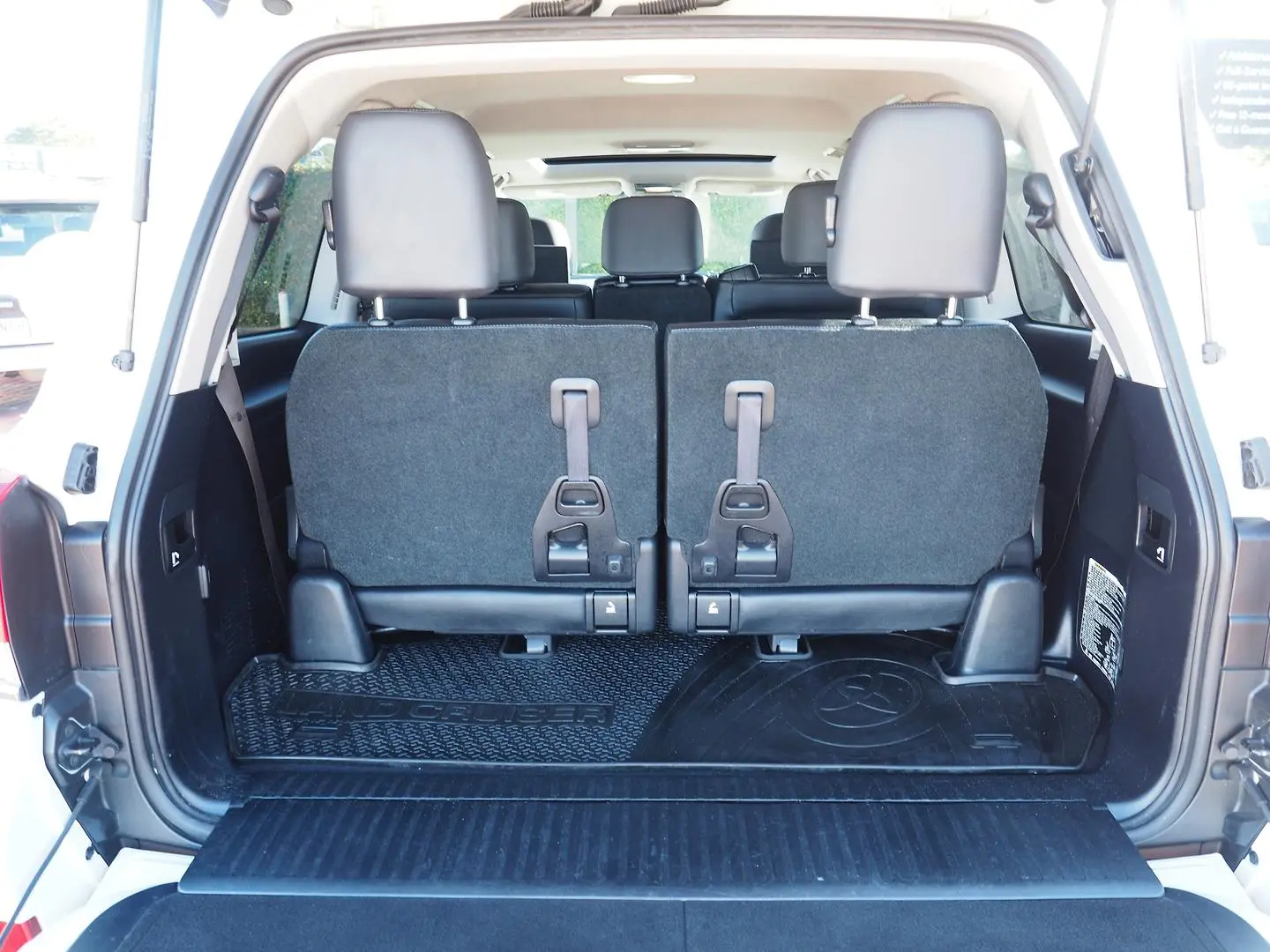 2019 Toyota Landcruiser Gallery Image 21