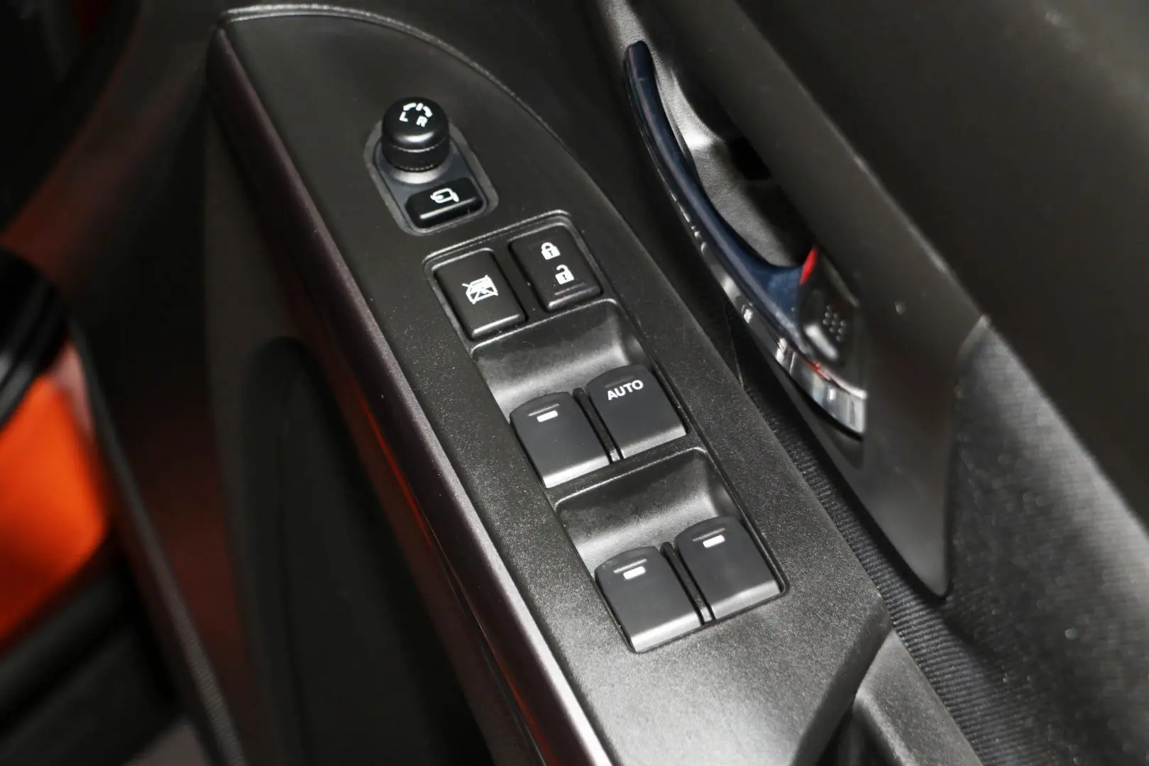 2023 Suzuki S-Cross Gallery Image 19