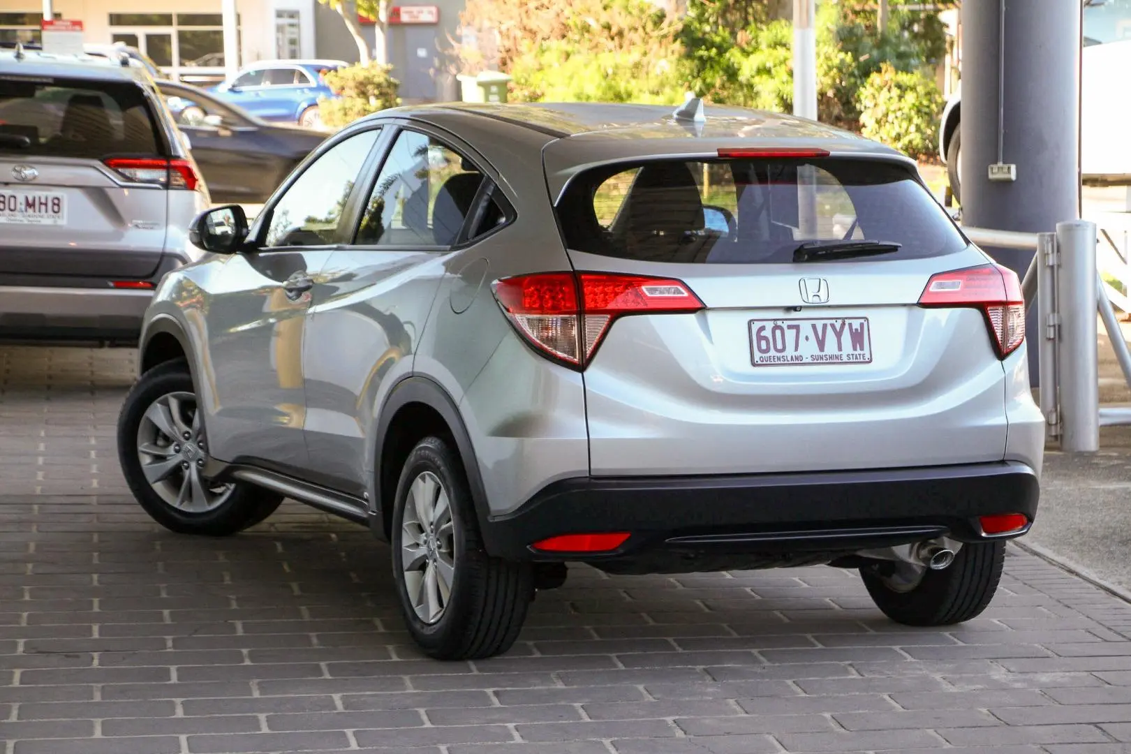 2015 Honda HR-V Gallery Image 2