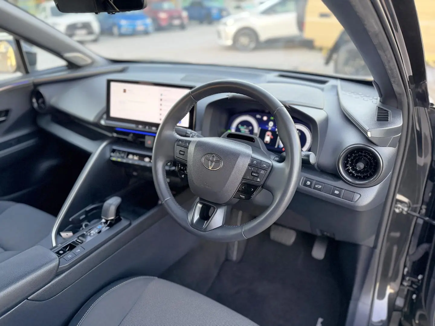 2024 Toyota C-HR Gallery Image 4