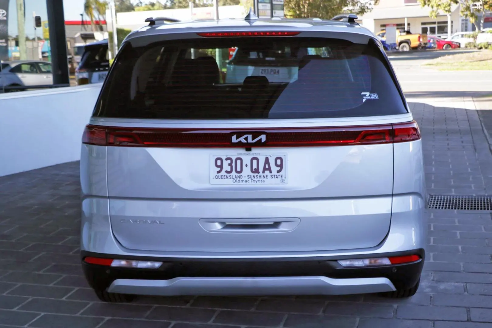 2022 Kia Carnival Gallery Image 4