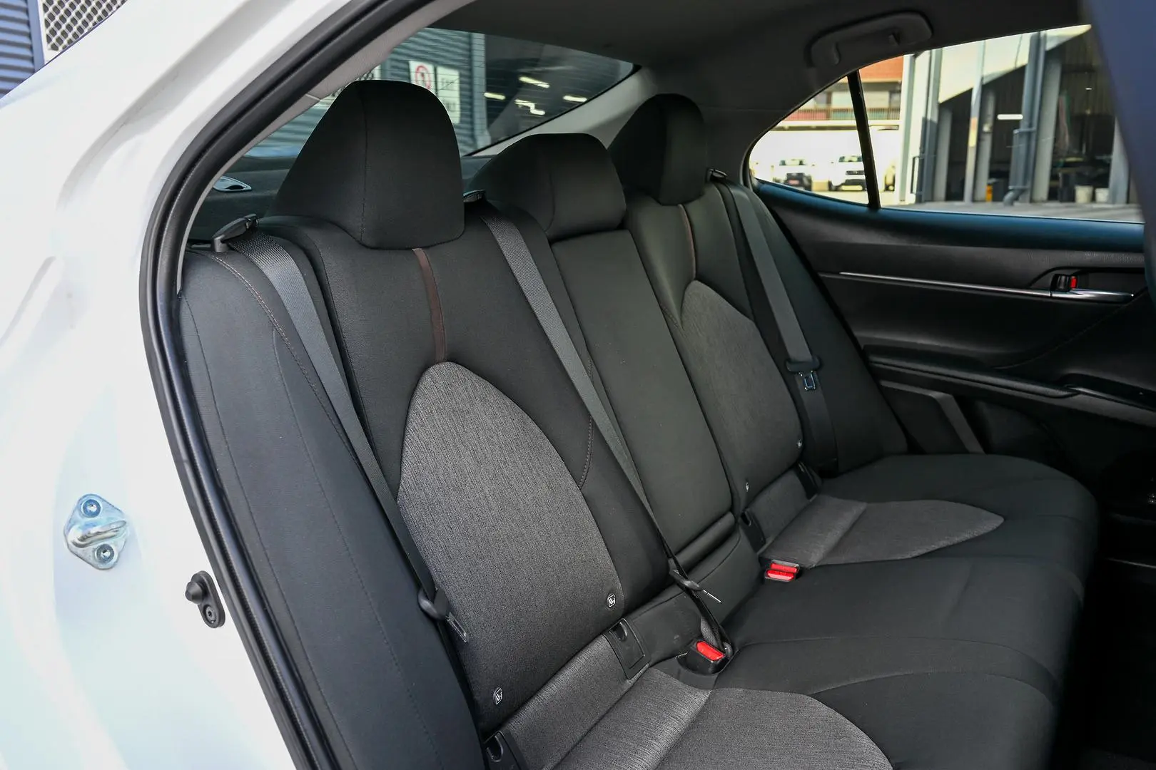 2020 Toyota Camry Gallery Image 8