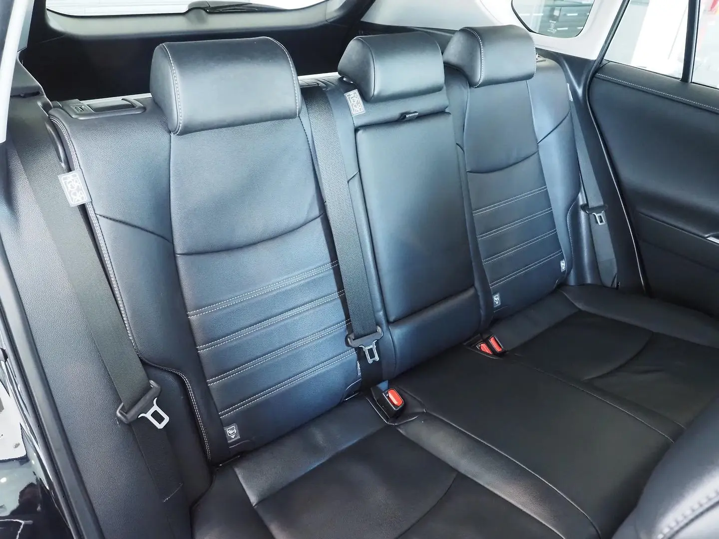 2021 Toyota RAV4 Gallery Image 16