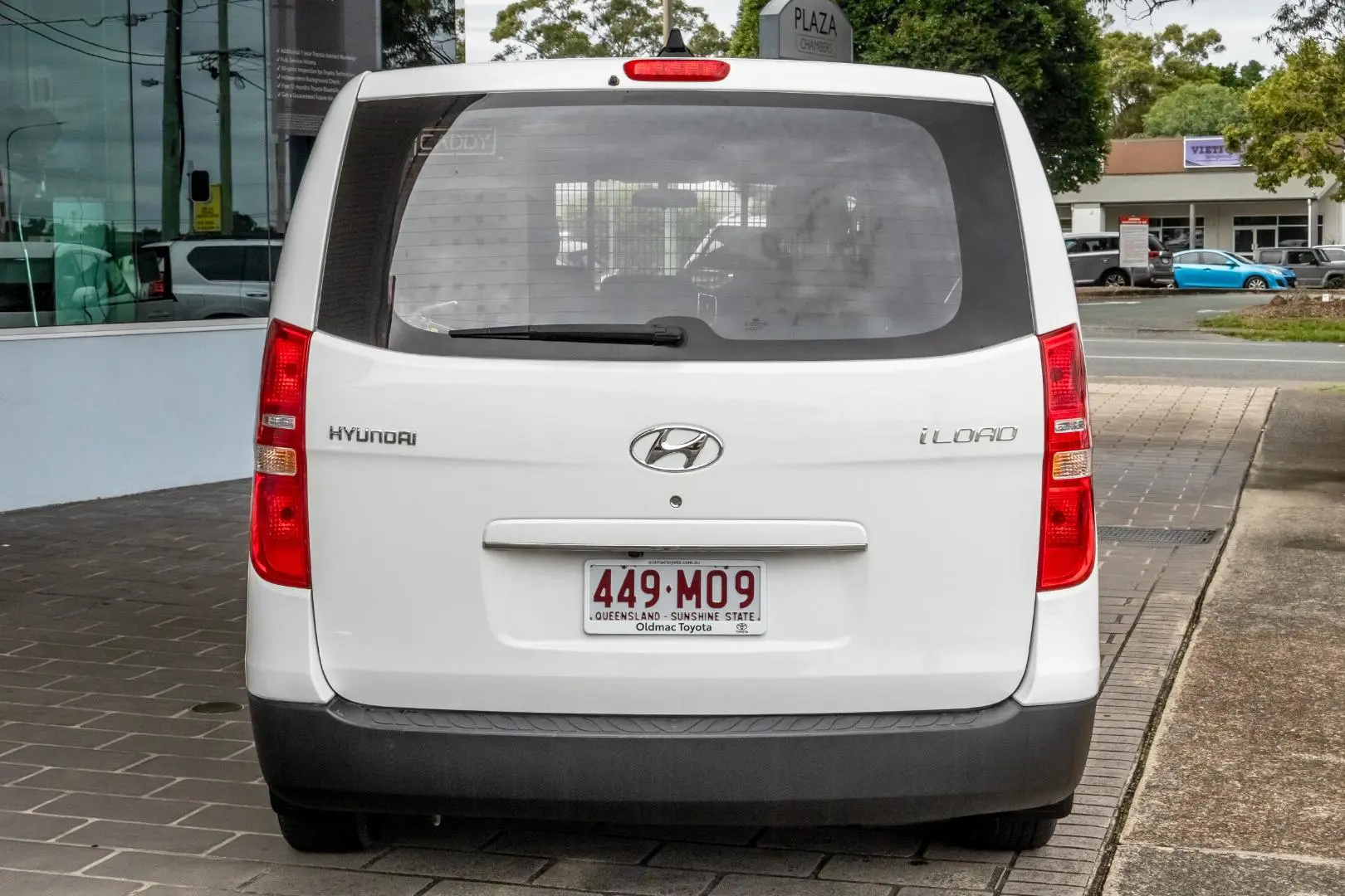 2020 Hyundai iLoad Gallery Image 5