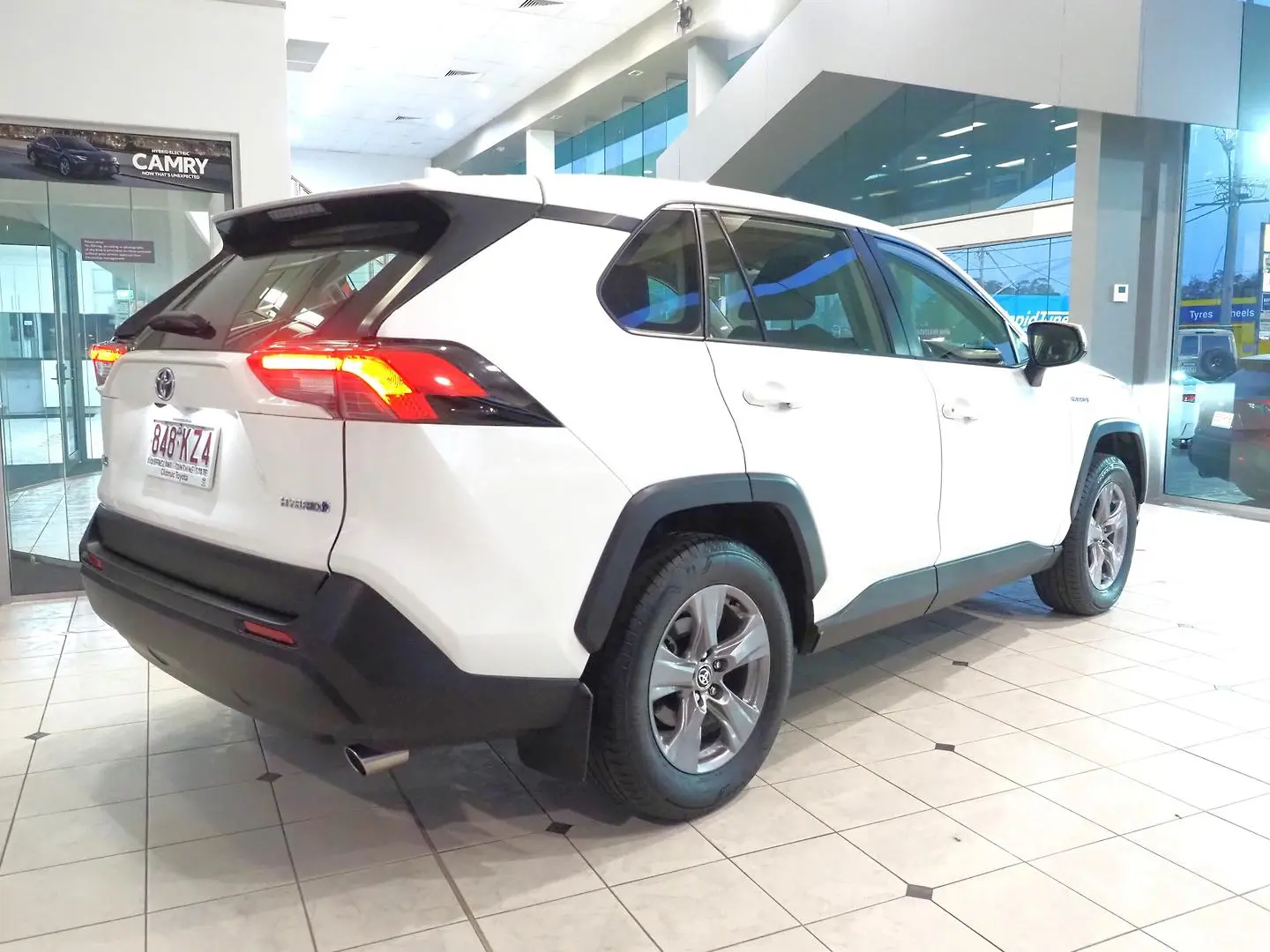 2024 Toyota RAV4 Gallery Image 8